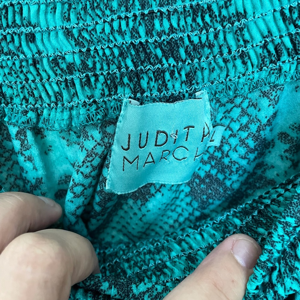 Excellent Condition Blouse, Size Large - image 3